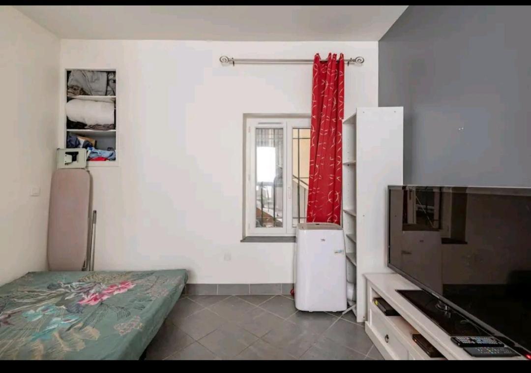 Studio Montelimar Cosy, Calme, Netflix +Wifi Leilighet Eksteriør bilde